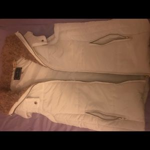 White vest with hood